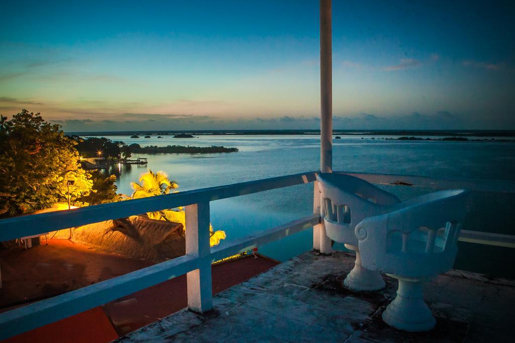Hotel Laguna Бакалар Екстериор снимка