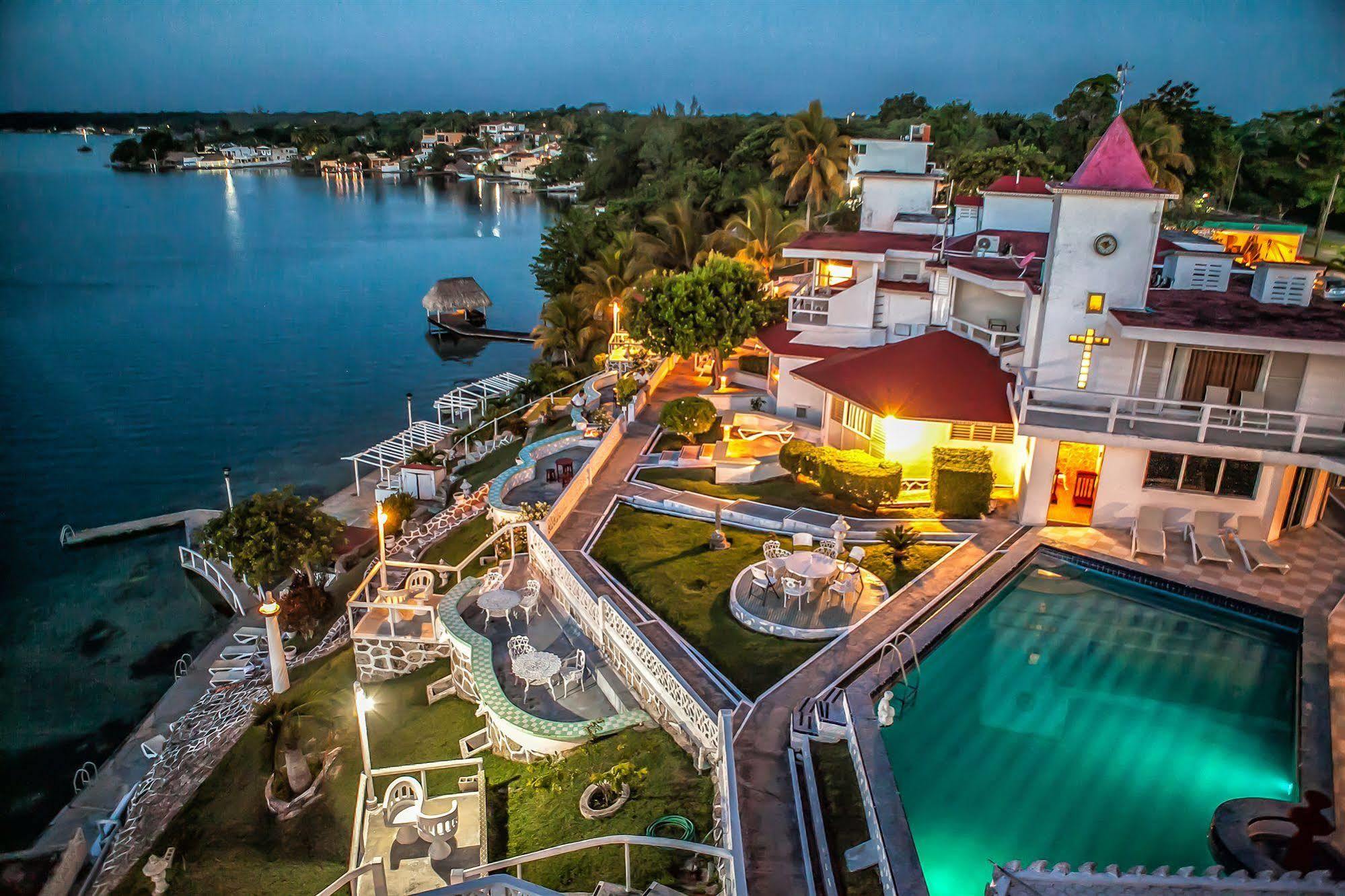 Hotel Laguna Бакалар Екстериор снимка