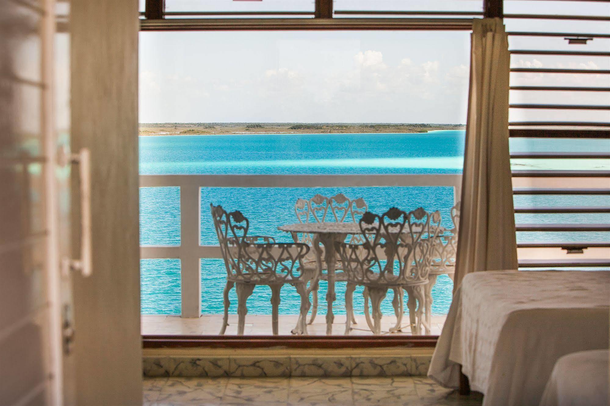 Hotel Laguna Бакалар Екстериор снимка